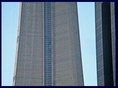 Toronto Bus Tour 235 - CN Tower